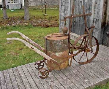 This Sprayer Look Familiar? Image